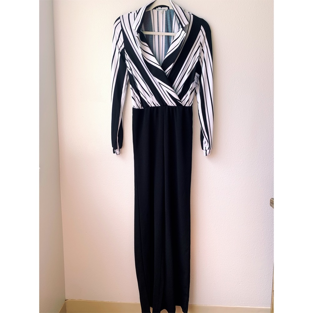 Black and white romper size Small